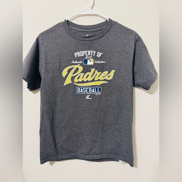 San Diego Padres Baseball T-Shirt-Size Large - Picture 1 of 4